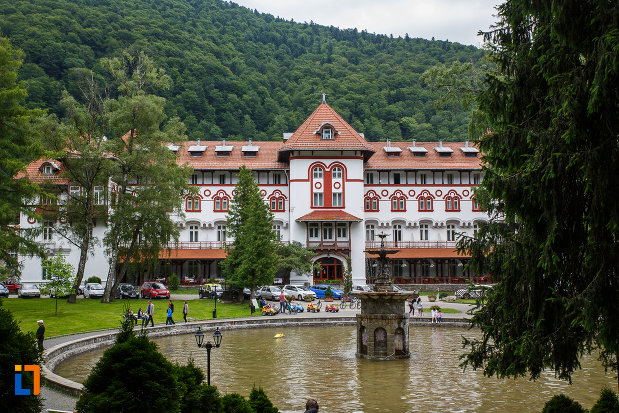 hotel-caraiman-din-sinaia-judetul-prahova.jpg