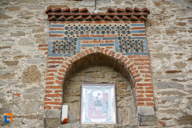 icoana-de-la-biserica-sf-treime-1352-din-siret-judetul-suceava.jpg