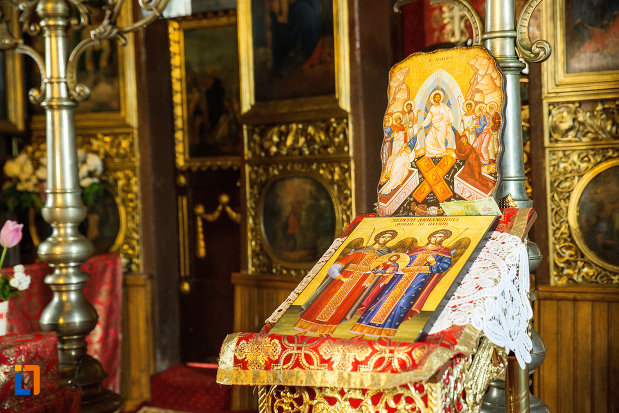 icoana-din-biserica-sf-voievozi-din-targu-jiu-judetul-gorj.jpg
