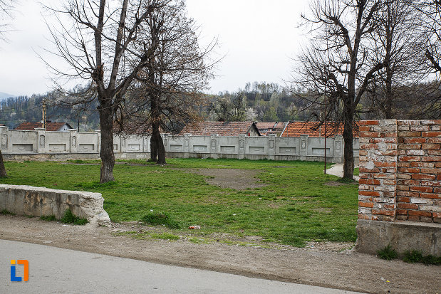 imagine-cu-baile-societatii-petrosani-judetul-hunedoara.jpg