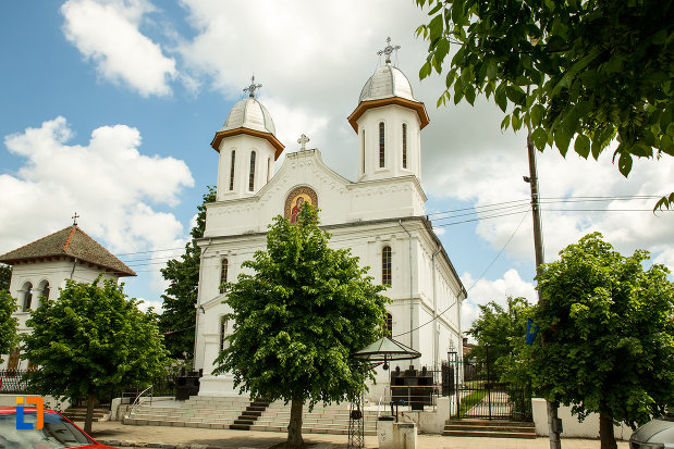 imagine-cu-biserica-adormirea-maicii-domnului-din-calafat-judetul-dolj.jpg