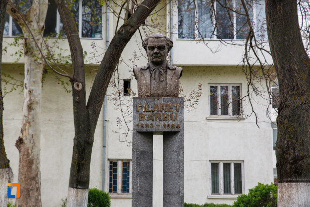 imagine-cu-bustul-lui-filaret-barbu-din-lugoj-judetul-timis.jpg