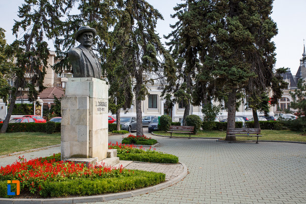 imagine-cu-bustul-lui-i-l-caragiale-din-ploiesti-judetul-prahova.jpg
