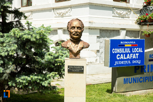 imagine-cu-bustul-lui-sima-pasaretz-din-calafat-judetul-dolj.jpg