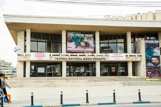 imagine-cu-teatrul-national-marin-sorescu-din-craiova-judetul-dolj.jpg