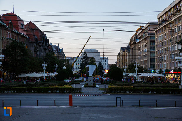 imagine-de-ansamblu-cu-piata-victoriei-din-timisoara-judetul-timis.jpg