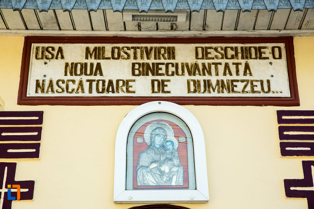 imagine-de-la-biserica-nasterea-maicii-domnului-din-ramnicu-sarat-judetul-buzau.jpg