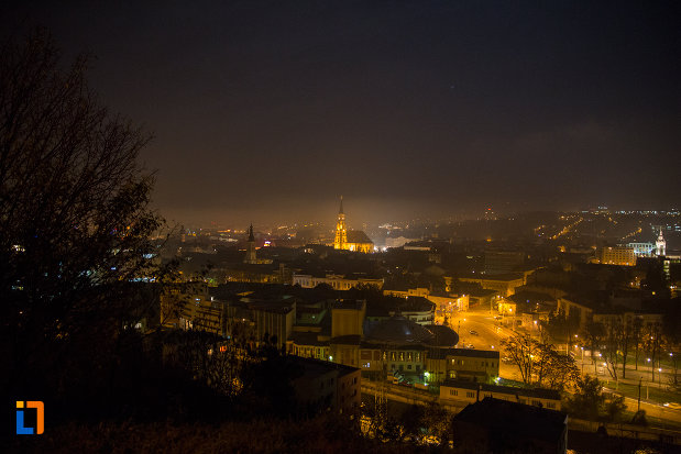 imagine-de-noapte-cu-orasul-cluj-napoca-judetul-cluj.jpg