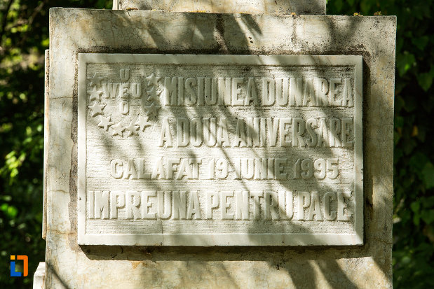 imagine-de-pe-obeliscul-din-calafat-judetul-dolj.jpg