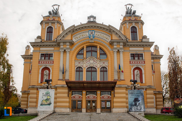 imagine-frontala-cu-teatrul-national-din-cluj-napoca-judetul-cluj.jpg