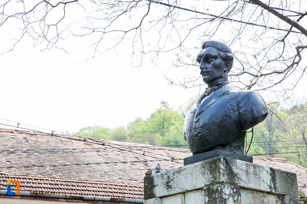 imagine-laterala-cu-bustul-lui-damaschin-bojinca-din-oravita-judetul-caras-severin.jpg