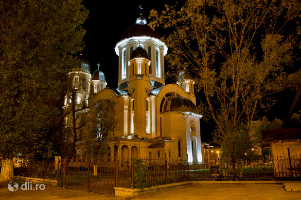 imagine-nocturna-din-orasul-baia-mare-judetul-maramures.jpg