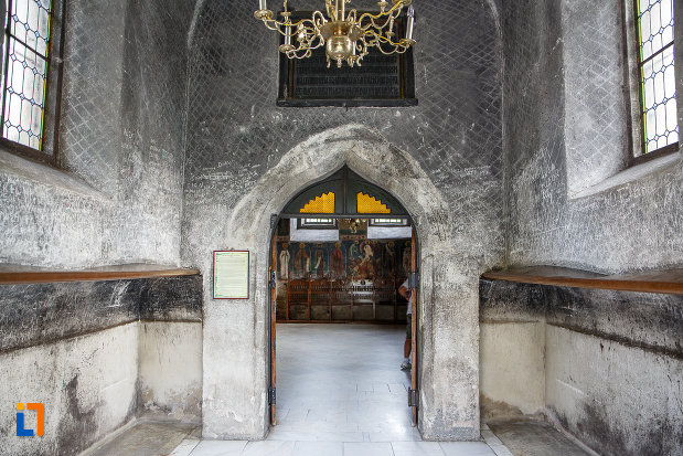 incapere-din-biserica-sf-gheorghe-1522-din-suceava-judetul-suceava.jpg