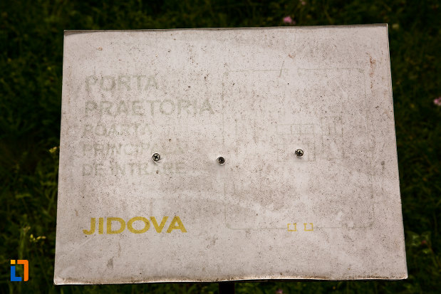 inscriptie-de-la-castrul-roman-jidova-din-campulung-muscel-judetul-arges.jpg