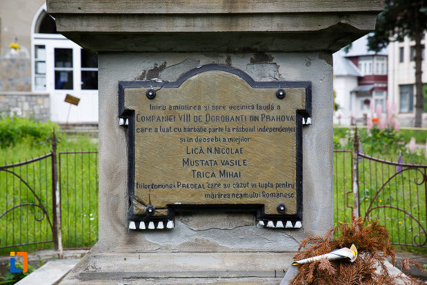 inscriptie-de-pe-monumentul-eroilor-razboiului-de-independenta-din-azuga-judetul-prahova.jpg