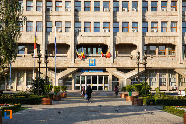 intrarea-in-consiliul-din-ploiesti-judetul-prahova.jpg