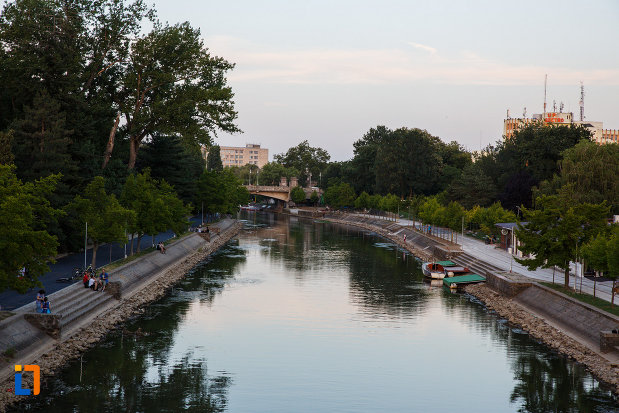 mal-de-rau-amenajat-pentru-plimbare-orasul-timisoara-judetul-timis.jpg