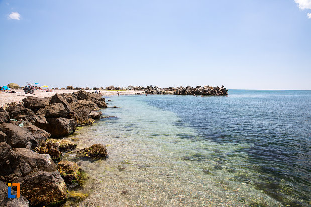 malul-marii-in-statiunea-cap-aurora-judetul-constanta.jpg