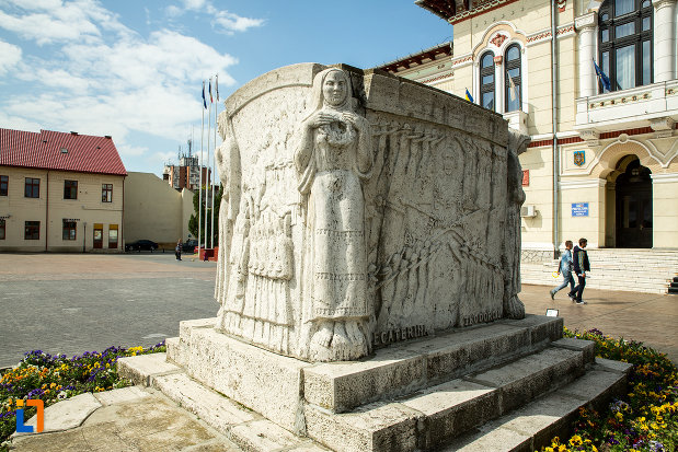 mausoleul-eroinei-ecaterina-teodoroiu-din-targu-jiu.jpg