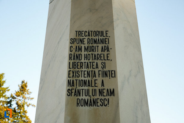 mesaj-comemorativ-de-pe-monumentul-eroilor-din-horezu-judetul-valcea.jpg