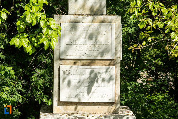 mesaje-de-pe-obeliscul-din-calafat-judetul-dolj.jpg