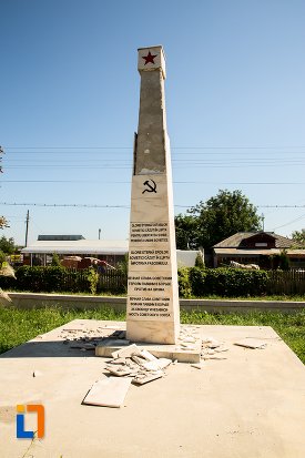 monument-din-cimitirul-sovietic-din-stefanesti-judetul-botosani.jpg