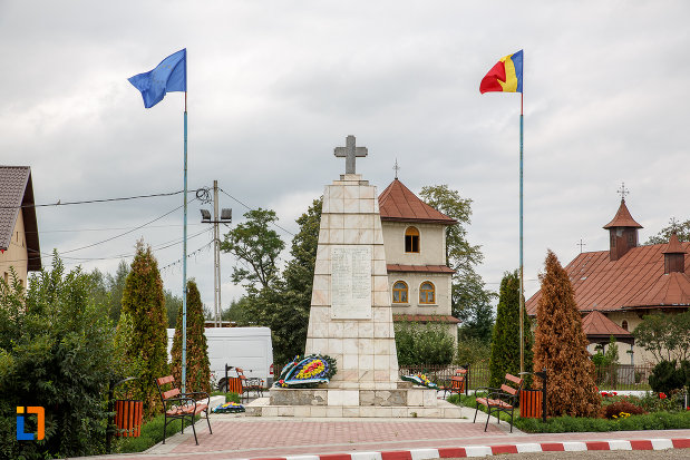 monument-din-orasul-milisauti-judetul-suceava.jpg