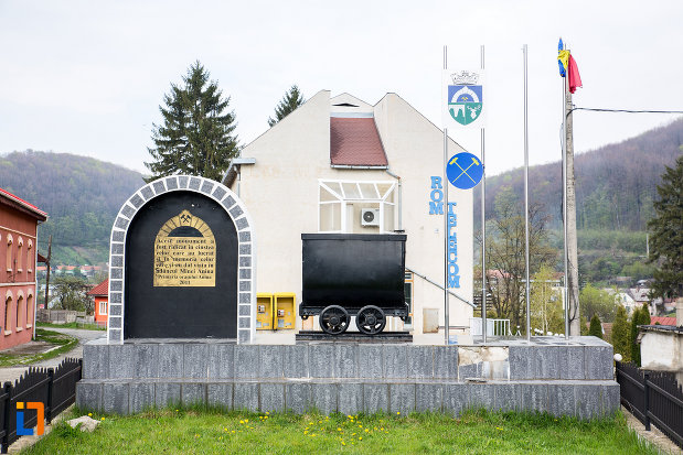 monument-inchinat-minerilor-din-anina-judetul-caras-severin.jpg