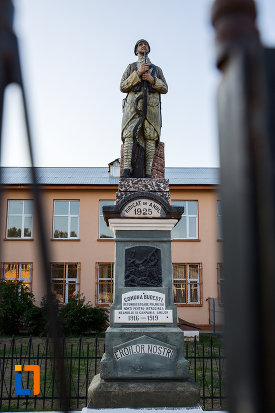 monumentul-eroilor-din-budesti-judetul-calarasi.jpg