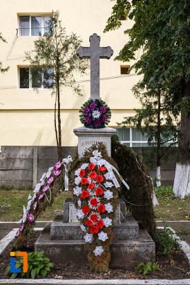 monumentul-eroilor-din-buzias-judetul-timis.jpg