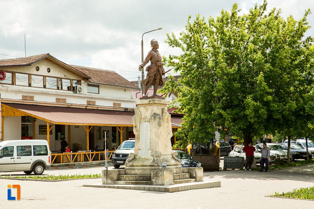 monumentul-eroilor-din-calafat-judetul-dolj.jpg