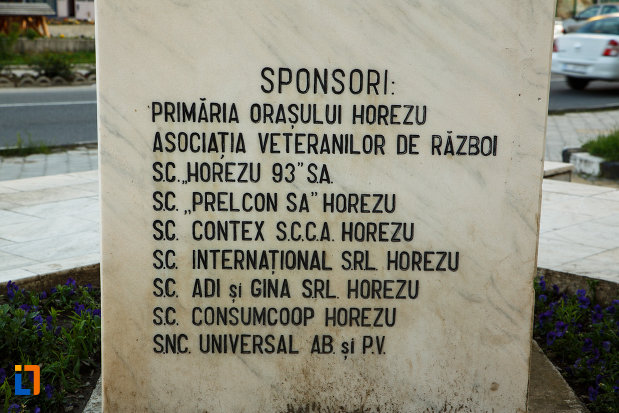 monumentul-eroilor-din-horezu-judetul-valcea-lista-cu-sponsorii.jpg