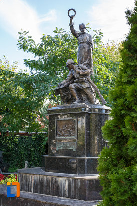 monumentul-eroilor-din-mizil-judetul-prahova.jpg