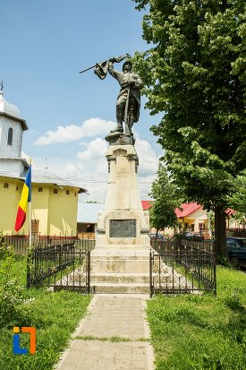 monumentul-eroilor-din-patarlagele-judetul-buzau.jpg