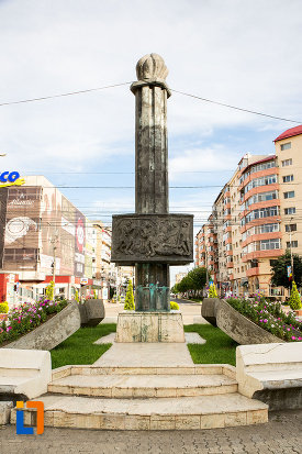 monumentul-eroilor-din-targoviste-judetul-dambovita.jpg