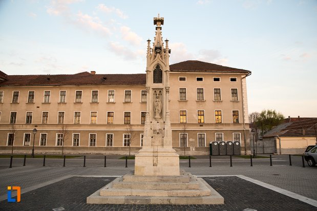 monumentul-losenau-din-alba-iulia-judetul-alba.jpg