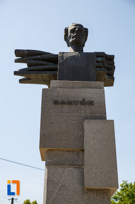 monumentul-lui-bartok-bela-din-sannicolau-mare-judetul-timis.jpg