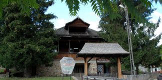 muzeul-chihlimbarului