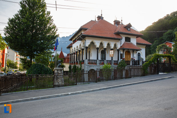 muzeul-memorial-cezar-petrescu-din-busteni-judetul-prahova.jpg