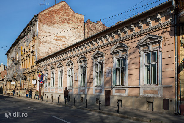 muzeul-memorial-josif-vulcan-din-oradea-judetul-bihor-vazut-din-lateral.jpg