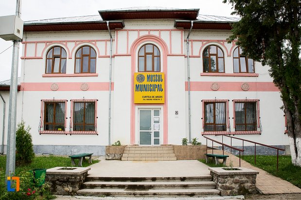 muzeul-municipal-curtea-de-arges-judetul-arges.jpg