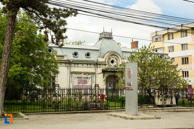 muzeul-romanatiului-din-caracal-judetul-olt.jpg
