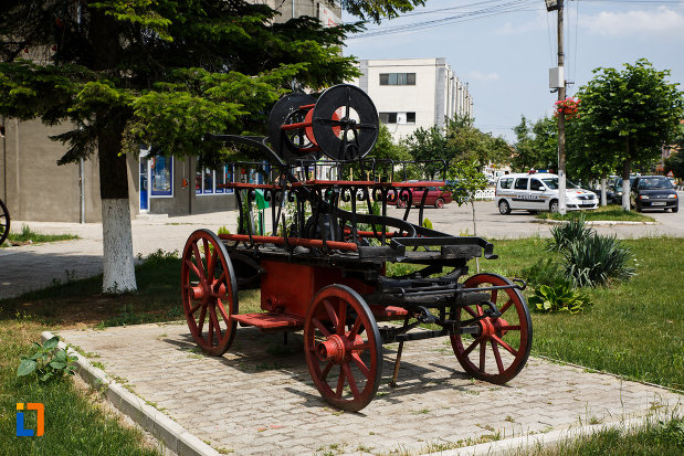 orasul-deta-judetul-timis-vechi-vehicul-restaurat.jpg