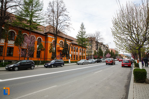 orasul-petrosani-judetul-hunedoara.jpg