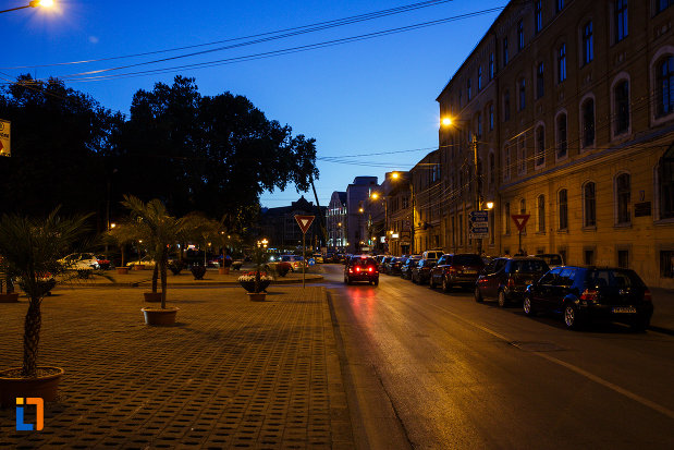 orasul-timisoara-judetul-timis-platou-central-vazut-noaptea.jpg