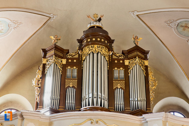 orga-din-biserica-franciscana-din-cluj-napoca-judetul-cluj.jpg