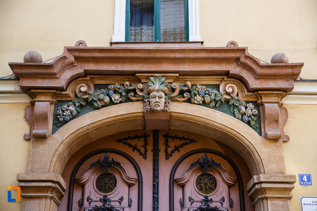 palatul-episcopal-din-timisoara-judetul-timis-detalii-arhitecturale.jpg
