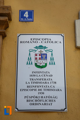 palatul-episcopal-din-timisoara-judetul-timis-placa-informativa.jpg