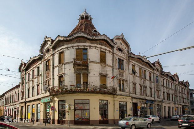 palatul-fuchsl-din-oradea-judetul-bihor.jpg