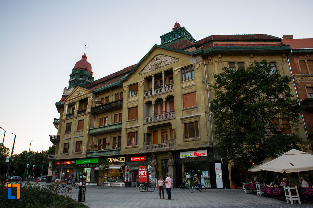 palatul-szechenyi-din-timisoara-judetul-timis-fatada-din-dreapta.jpg